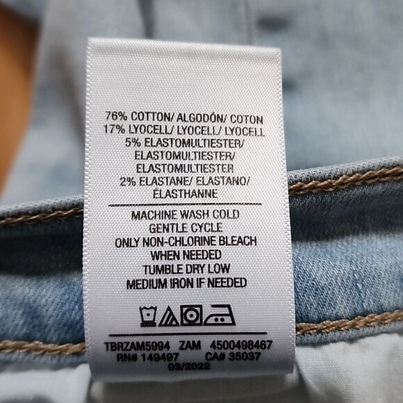 Joe's Jeans Distressed Light Wash Jeans Size 30 - Picture 11 of 13